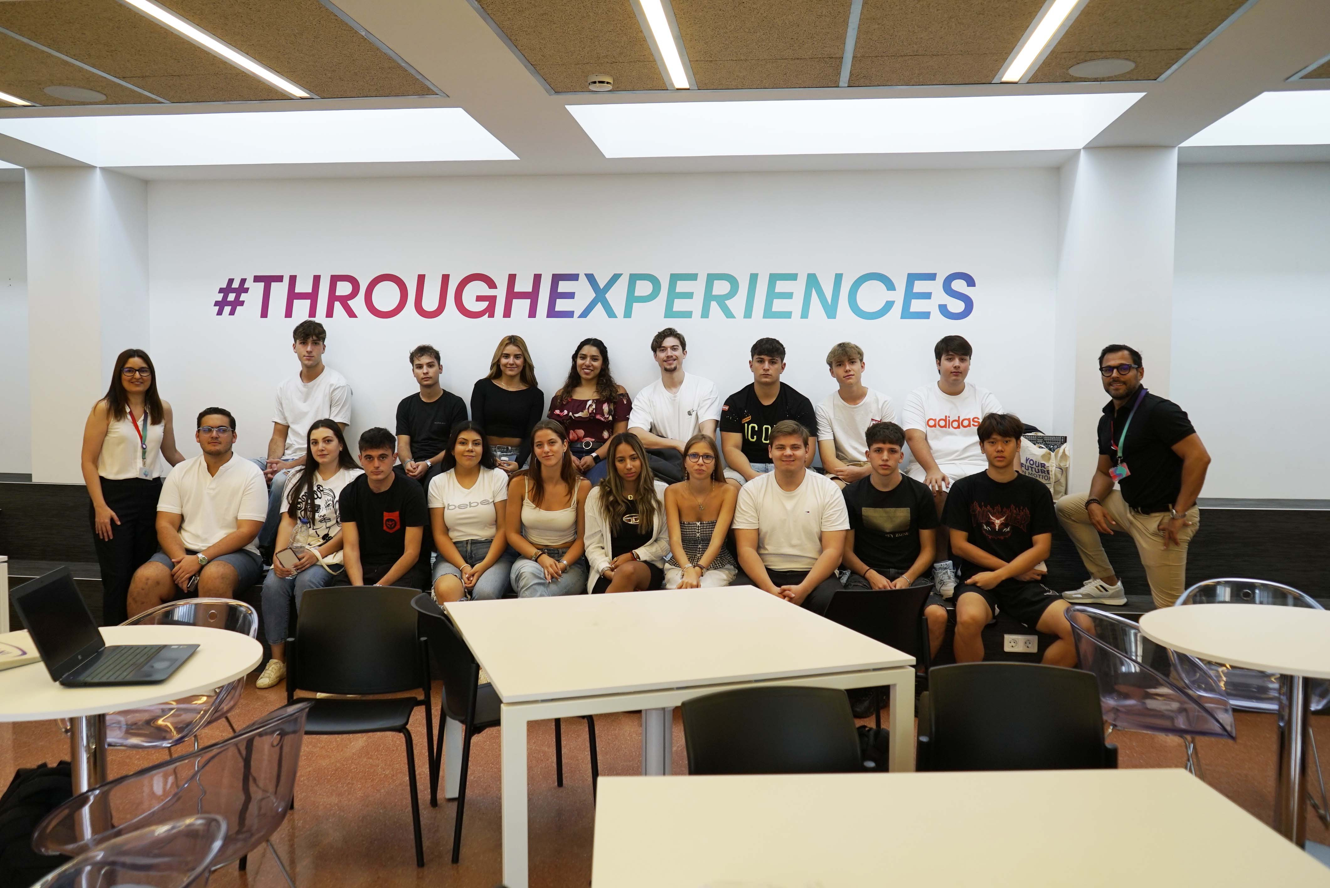 Photography from: Nuevo curso académico 23-24: todas las novedades. | CETT